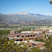 科罗拉多大学科罗拉多泉分校