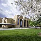 包伯·琼斯大学
